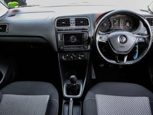 Volkswagen Polo Vivo hatch 1.6 Highline - Image 10