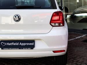 Volkswagen Polo Vivo hatch 1.6 Highline - Image 18