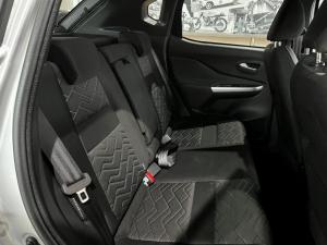 Nissan Magnite 1.0 Turbo Acenta Plus manual - Image 12