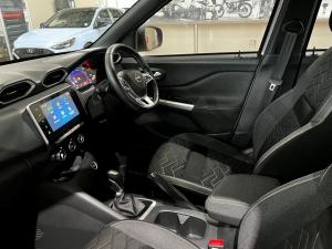 Nissan Magnite 1.0 Turbo Acenta Plus manual - Image 3