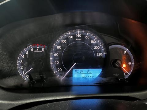 Image Toyota Yaris 5-door 1.0 XS
