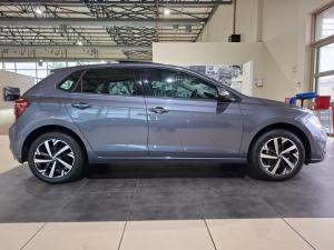 Volkswagen Polo hatch 1.0TSI Life manual - Image 4