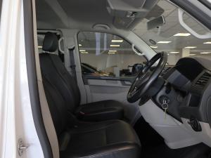 Volkswagen T6 Kombi 2.0 Bitdi Trendline Plus DSG - Image 12