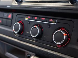 Volkswagen T6 Kombi 2.0 Bitdi Trendline Plus DSG - Image 21