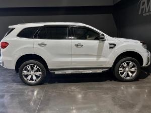 Ford Everest 3.0TDCi 4x4 LTD - Image 4