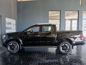Nissan Navara 2.5DDTi double cab LE Plus - Image 20