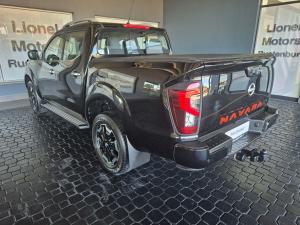 Nissan Navara 2.5DDTi double cab LE Plus - Image 6