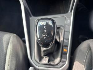 Volkswagen Polo hatch 1.0TSI Life auto - Image 14