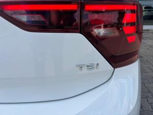 Volkswagen Polo hatch 1.0TSI Life auto - Image 7