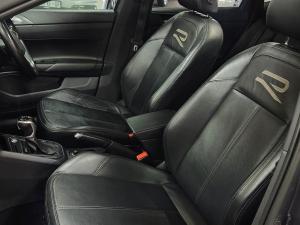 Volkswagen Polo hatch 1.0TSI R-Line - Image 10