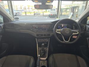 Volkswagen Polo hatch 1.0TSI Life auto - Image 11