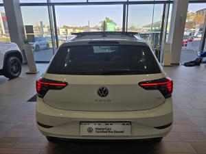 Volkswagen Polo hatch 1.0TSI Life auto - Image 5