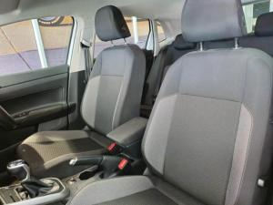 Volkswagen Polo hatch 1.0TSI Life auto - Image 6