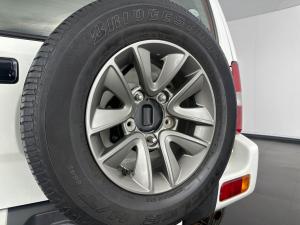 Suzuki Jimny 1.3 - Image 13