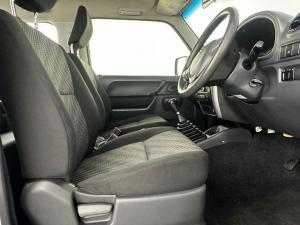 Suzuki Jimny 1.3 - Image 14