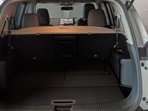 Nissan X-Trail 2.5 Acenta Plus 4WD - Image 15