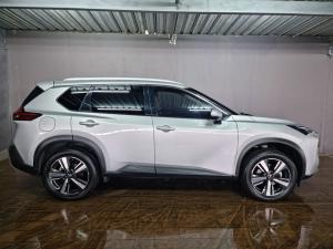 Nissan X-Trail 2.5 Acenta Plus 4WD - Image 8