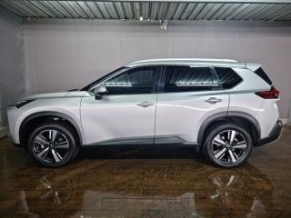 Nissan X-Trail 2.5 Acenta Plus 4WD