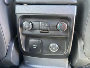 Ford Everest 3.2TDCi 4WD Limited - Image 8