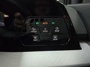 Volkswagen Golf 1.4TSI Life Plus - Image 17