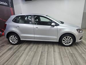 Volkswagen Polo Vivo hatch 1.6 Comfortline auto - Image 11