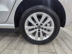 Volkswagen Polo Vivo hatch 1.6 Comfortline auto - Image 4