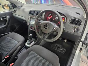 Volkswagen Polo Vivo hatch 1.6 Comfortline auto - Image 5