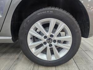 Volkswagen Polo Vivo hatch 1.6 Comfortline auto - Image 4