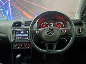 Volkswagen Polo Vivo hatch 1.6 Comfortline auto - Image 6