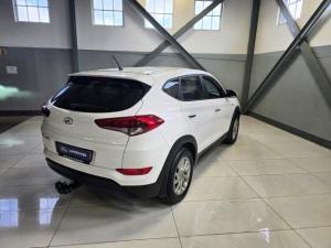 Hyundai Tucson 2.0 Premium auto - Image 3