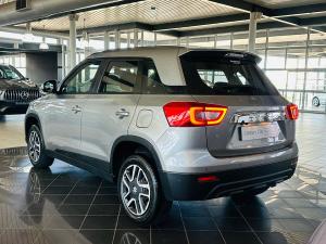 Suzuki Vitara Brezza 1.5 GL auto - Image 11