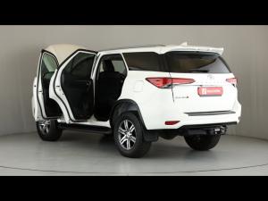 Toyota Fortuner 2.4GD-6 auto - Image 10