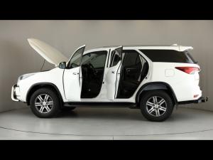 Toyota Fortuner 2.4GD-6 auto - Image 11