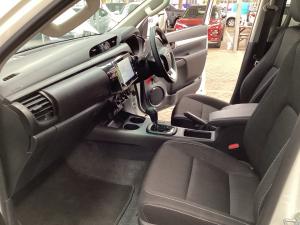 Toyota Hilux 2.4GD-6 double cab 4x4 Raider auto - Image 7