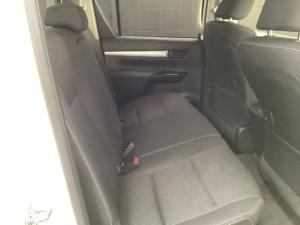 Toyota Hilux 2.4GD-6 double cab 4x4 Raider auto - Image 18