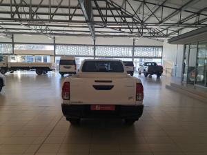 Toyota Hilux 2.4GD-6 double cab Raider auto - Image 6