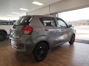 Toyota Vitz 1.0 XR manual - Image 2