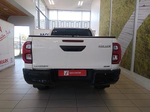 Toyota Hilux 2.8GD-6 double cab 4x4 Raider auto - Image 5
