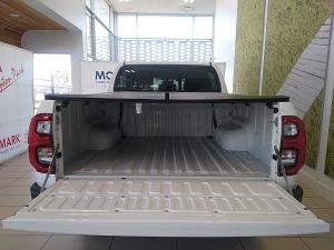 Toyota Hilux 2.8GD-6 double cab 4x4 Raider auto - Image 18