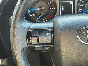 Toyota Hilux 2.8GD-6 double cab 4x4 Legend auto - Image 9