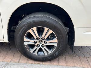 Toyota Quantum 2.8 LWB bus 11-seater GL - Image 15