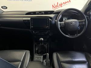 Toyota Hilux 2.8GD-6 double cab Legend manual - Image 6