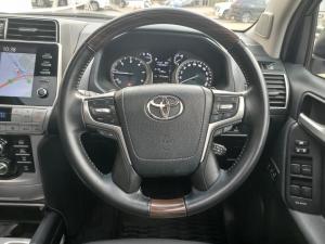 Toyota Land Cruiser Prado 2.8GD VX-L - Image 8