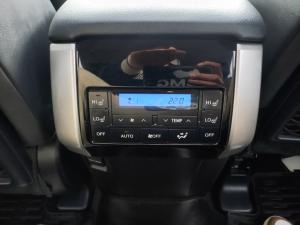 Toyota Land Cruiser Prado 2.8GD VX-L - Image 15