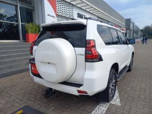 Toyota Land Cruiser Prado 2.8GD VX-L - Image 2