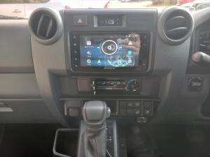 Toyota Land Cruiser 79 2.8GD-6 double cab - Image 11