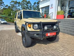 Toyota Land Cruiser 79 2.8GD-6 double cab - Image 1