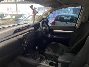 Toyota Hilux 2.4 GD-6 Raider X 4X4D/C - Image 6