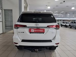 Toyota Fortuner 2.4GD-6 4X4 automatic - Image 5