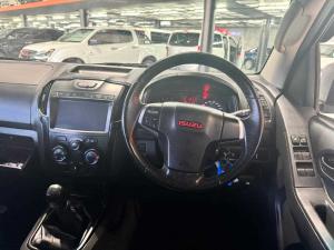 Isuzu D-MAX 250 HO X-RIDER D/C - Image 10
